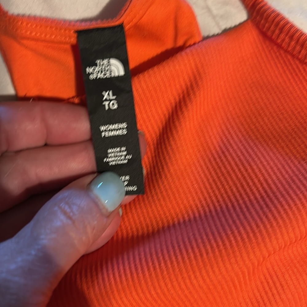 NWT! The North Face Retro Orange sports top - Picture 5 of 5